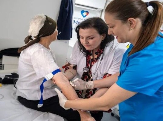 Caravanele mobile organizate de unitățile medicale private vor fi decontate de CNAS