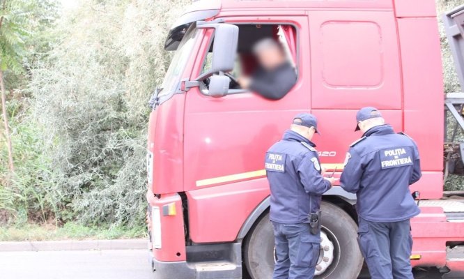 Un autocamion neînmatriculat, pus în circulație pe drumurile publice, descoperit de polițiștii de frontieră
