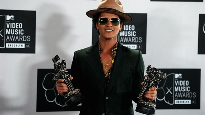 Bruno Mars împlineşte 40 de ani. Detalii neștiute despre viața artistului