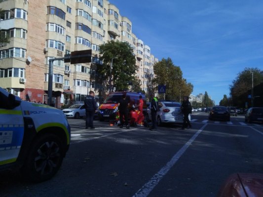Un pieton a fost lovit de o mașină, pe Blv. I.C. Brătianu