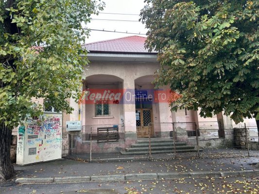 Elevii de la Școala nr. 10 din Coiciu nu au o ieșire de urgență, în caz de incendiu! Video 
