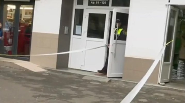 Copilă de 13 ani, suspectată că și-ar fi ucis mama. Poliția Capitalei caută trupul femeii, după ce o rudă a alertat autoritățile