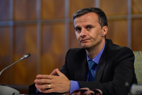 Economistul Cristian Socol: Dacă nu creștem salariul minim, aruncăm în sărăcie sute de mii de români