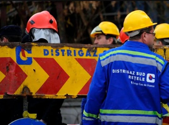 Alertă! Miros puternic de gaz, în centrul Capitalei. Pompierii și Distrigaz au intervenit de urgență