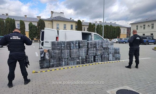 Urmariri în trafic pentru oprirea unei autoutilitare încărcată cu 27.500 pachete țigări