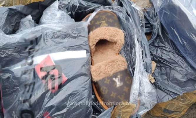 175 de produse contrafăcute, descoperite într-un microbuz la frontiera din Carei