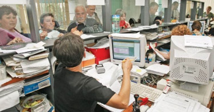 Nou proiect de lege: Spor de 25 de la sută sau reducerea programului pentru angajații la stat