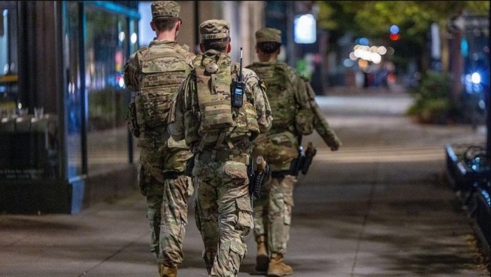Trump trimite Garda Națională în Chicago