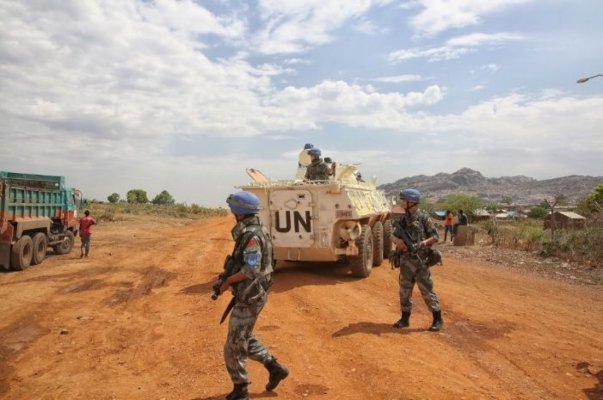 ONU va reduce cu un sfert numărul forţelor de menţinere a păcii la nivel global din cauza lipsei fondurilor