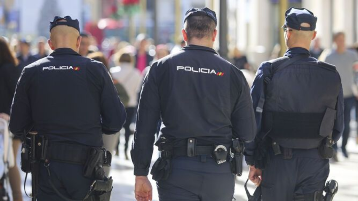 O româncă din Spania este acuzată că i-a furat toată averea soțului mult mai în vârstă