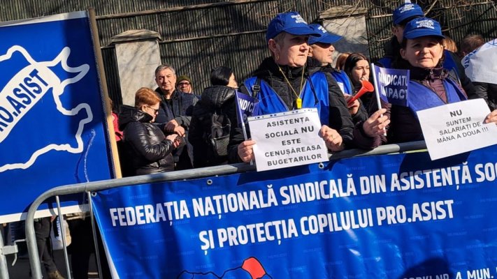Asistența socială, în colaps financiar. Salariații își apără drepturile în stradă