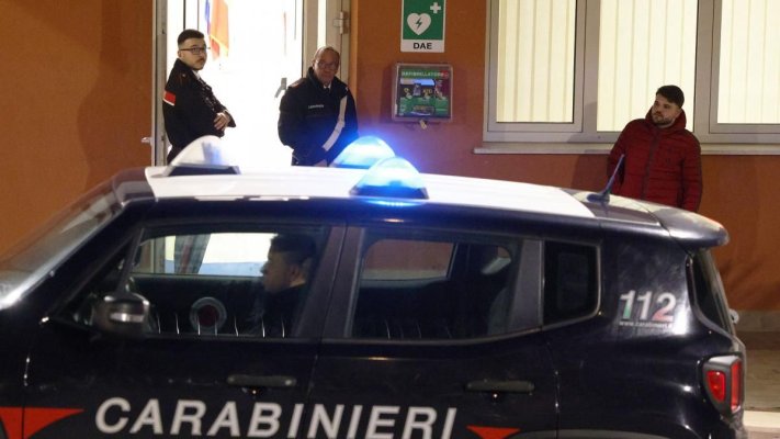 O româncă şi tatăl său au sărit pe fereastră ca să scape de violenţele unui marocan, în Italia
