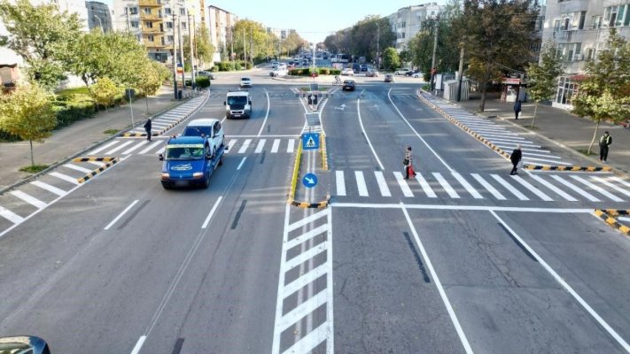 Măsuri pentru siguranța pietonilor: Două scuaruri mediane noi pe strada Dezrobirii, în apropierea intersecției cu Eliberării