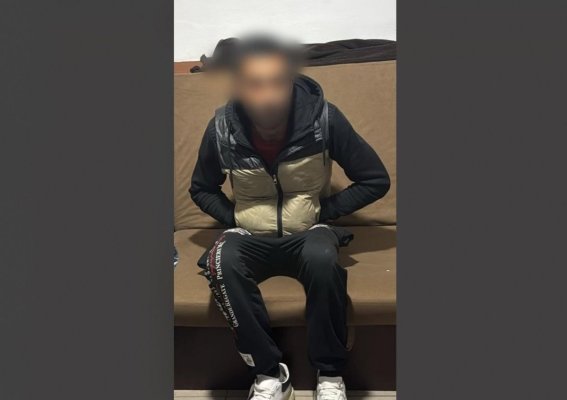 Bărbat suspect, prins de jandarmi într-o stație de autobuz din Constanța cu droguri și un telefon posibil furat