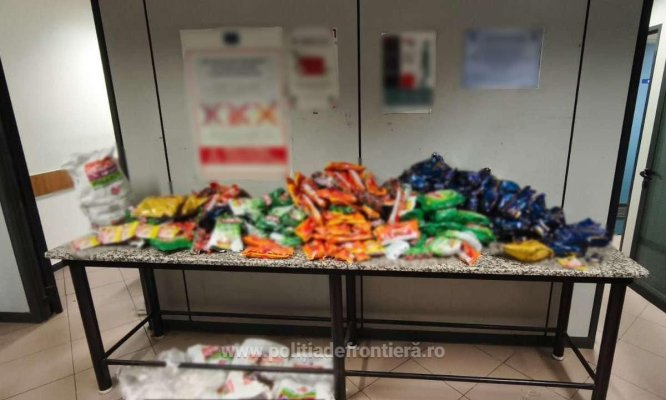 Contrabandă cu tutun la Aeroportul Otopeni: peste 110 kg de tutun și 35.000 de țigarete, descoperite în bagajele unor pasageri