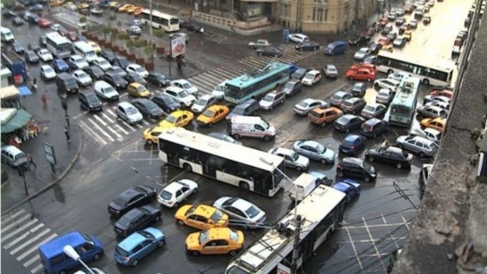PMB scoate 150.000 de mașini din trafic: restricții dure pentru curieri și mașinile de aprovizionare
