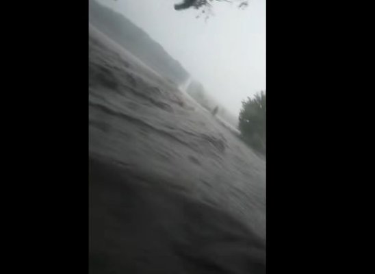 Ciclonul Barbara a lovit și-n Hârșova. Medicii nu au putut ajunge la spitalul din oraș. Video