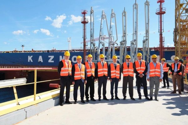 Kazahstanul vrea să renunțe la afacerile din România. Ce se întâmplă cu Rompetrol și Petromidia