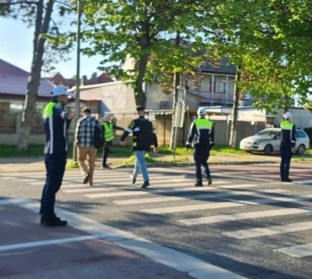 Copil accidentat pe strada Cpt. Dobrilă Eugeniu din Constanța, după ce a traversat neregulamentar