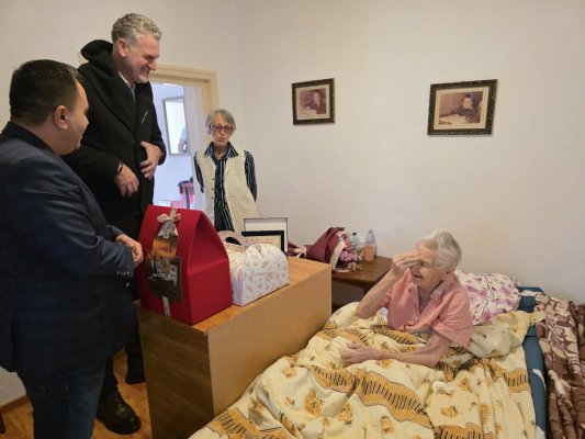 Respect pentru seniori! O viață cât un centenar, premiată de primarul Florin Chelaru!