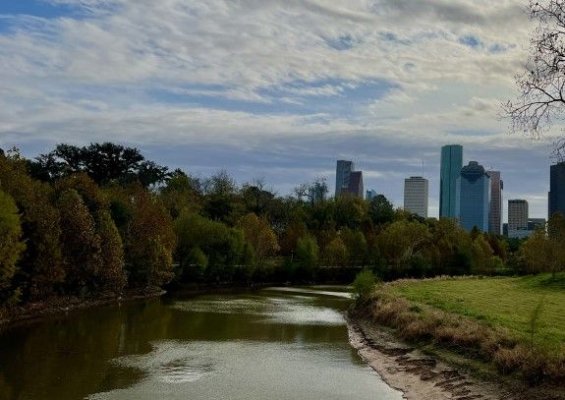 Cel puțin 24 de cadavre au fost găsite în canalele din Houston. Polițiștii merg pe ipoteza unui criminal în serie