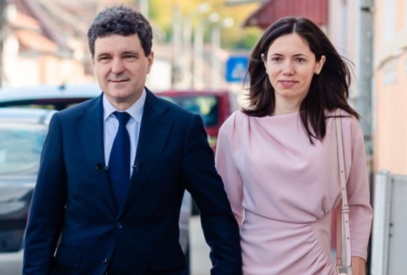 Președintele Nicușor Dan a anunțat că se căsătorește cu Mirabela Grădinaru