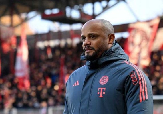 Fotbal: Vincent Kompany, antrenorul lui Bayern, este pe lista scurtă a lui Manchester City
