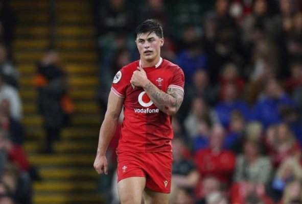 Rugby: Galezul Rees-Zammit, care a evoluat în NFL, va fi titular în meciul-test cu Japonia