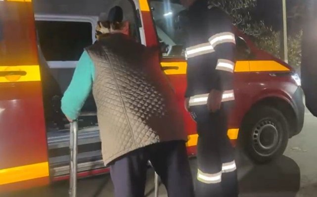Aproximativ 40 de persoane din Ceatalchioi au fost evacuate, din cauza navei încărcate cu GPL care a fost lovită de dronă. Video
