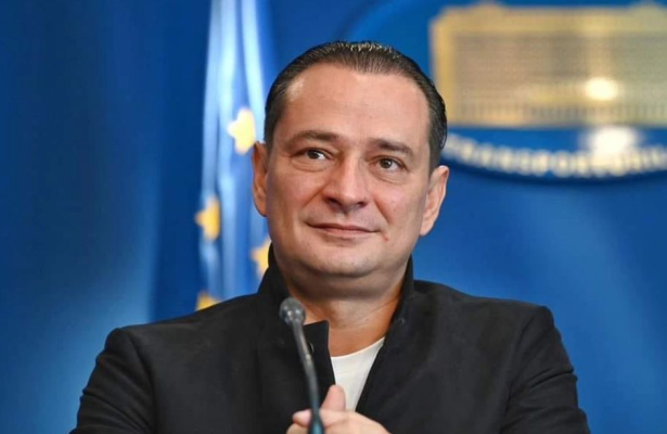 Daniel Băluţă: Lucrurile nu au cum să meargă mai bine când un om se leagă cu lanţuri de scaun şi spune că: dacă voi nu mă vreţi, eu vă vreau