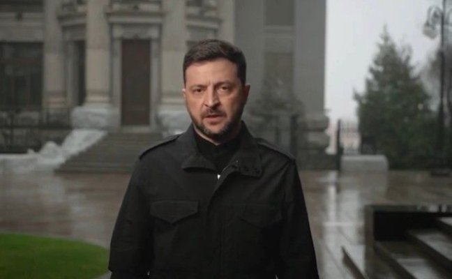Zelenski a transmis un mesaj către popor, după publicarea planului Putin-Trump privind încheierea unui acord de pace