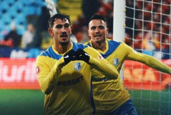 Fotbal - Superliga: Oțelul Galați - Farul Constanța 2-2