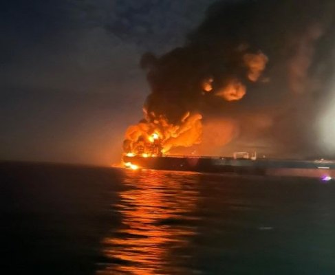 Două petroliere au explodat în Marea Neagră! Turcia confirmă incendii puternice. Video