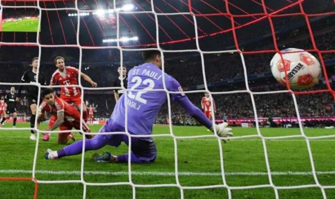 Fotbal: Bayern Munchen a învins pe St. Pauli, în Bundesliga, ajungând la a 11-a victorie