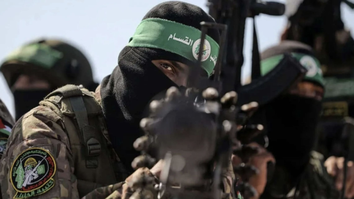 Sute de palestinieni se antrenează în Egipt pentru a aplica legea în Gaza