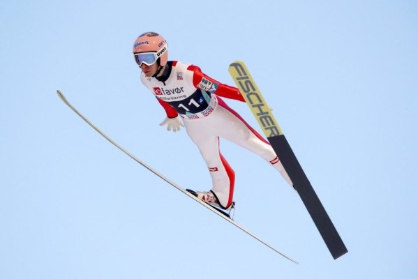 Sărituri cu schiurile: Stefan Kraft a stabilit un nou record de puncte în Cupa Mondială