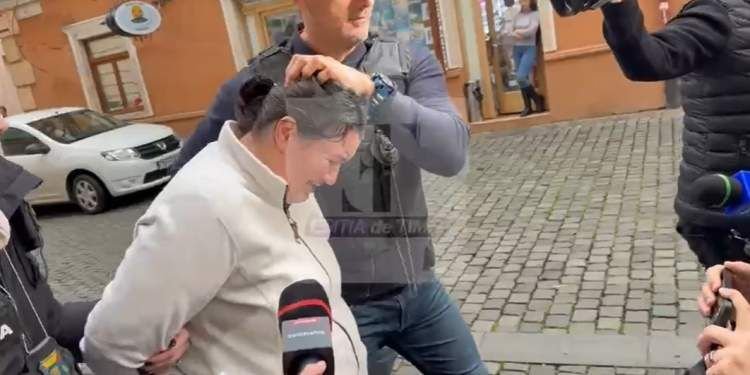 Ea este femeia din Timișoara care și-a înjunghiat fiica de 10 ani