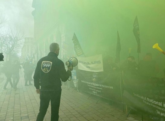 Organizațiile sindicale din Poliția Penitenciară solicită garanții că drepturile salariale ale polițiștilor nu vor fi diminuate