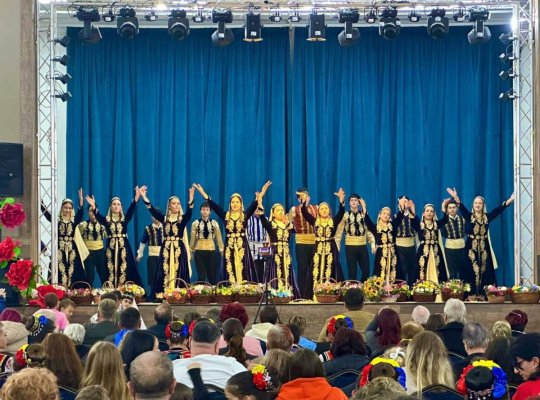 UDTTMR: Spectacolul ansamblurilor tătărești la spectacolele de Ziua Dobrogei