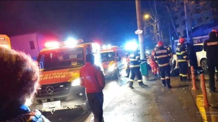 Accident grav în Capitală. Patru răniți după ce o mașină a ricoșat într-o stație de autobuz