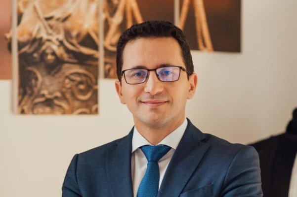 Alin Ene: Politica guvernamentală defectuoasă închide judecătoriile din România