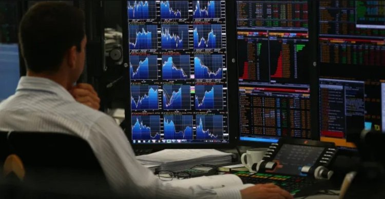 Se prăbușesc piețele asiatice, iar situația pe Wall Street este extrem de volatilă