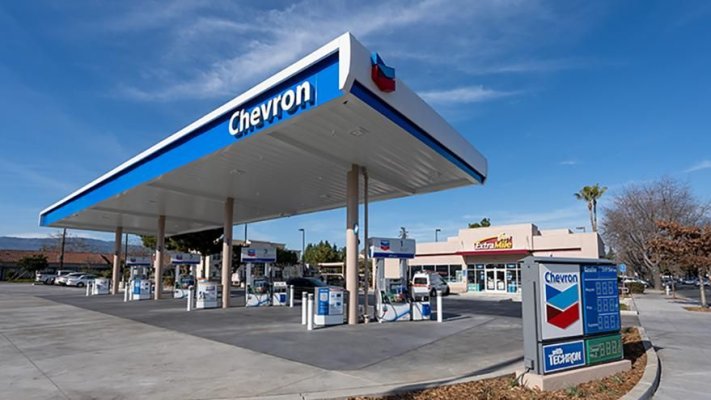Gigantul american Chevron ar putea cumpăra afacerile Lukoil din România și Bulgaria