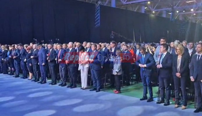 Social democrații au ținut un moment de reculegere în memoria lui Ion Iliescu! Video