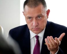 Mihai Fifor îl critică pe Bolojan: „E sezonul de Halloween, PNL s-a culcat viu și s-a trezit mort“