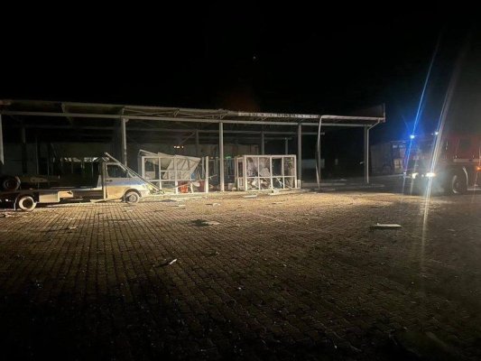 Trecerea cu bacul între PTF Isaccea (România) şi PTF Orlovka (Ucraina) este sistată temporar, din cauza atacurilor de noaptea trecută