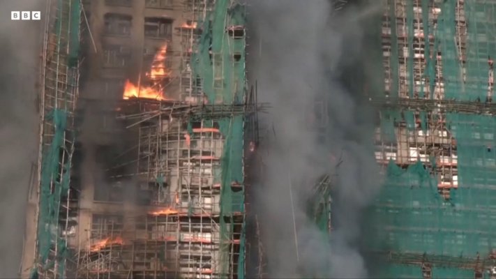 Bilanțul incendiului devastator din Hong Kong urcă la 159 de morți. 15 suspecţi au fost arestaţi