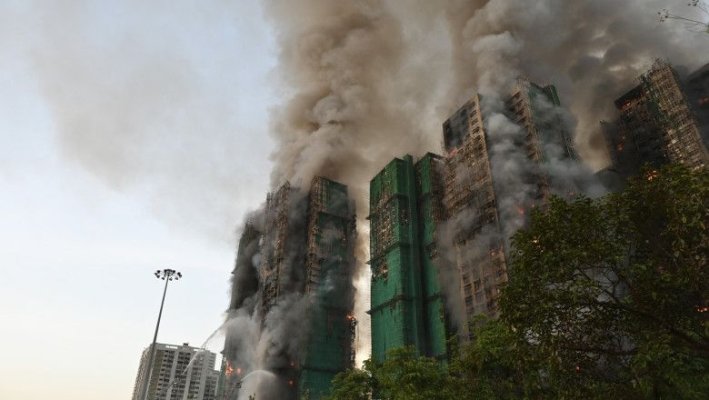 Incendiul uriaș din Hong Kong nu a fost încă stins - Bilanțul este devastator