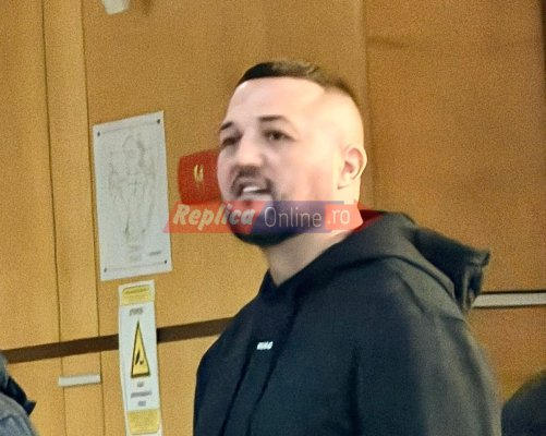 Proxenetul Matyas a descins la Tribunal cu brățara de monitorizare după el