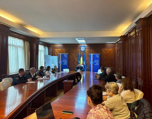 Ședință de îndrumare pentru desfășurarea alegerilor locale parțiale pentru primar în Lumina și Dobromir